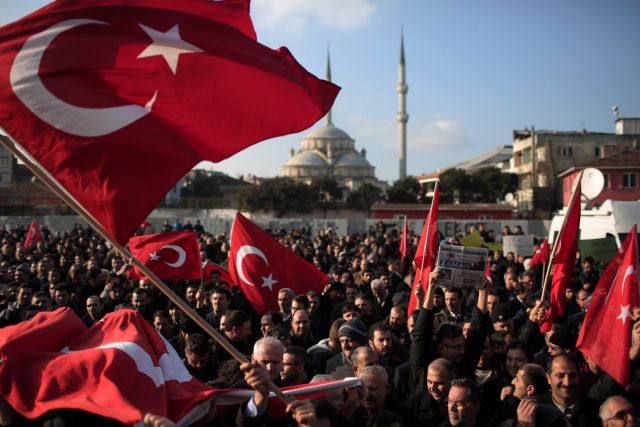 Κατακεραυνώνει η ΕΕ την Τουρκία για την καταστολή στα μέσα ενημέρωσης